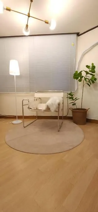 K-5 Hongdae Yeontral Park Apartment Seoul
