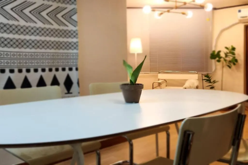 K-5 Hongdae Yeontral Park Apartment Seoul