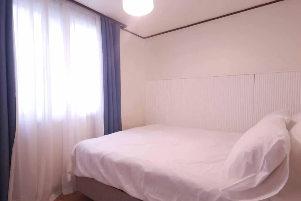 K-5 Hongdae Yeontral Park Apartment Seoul