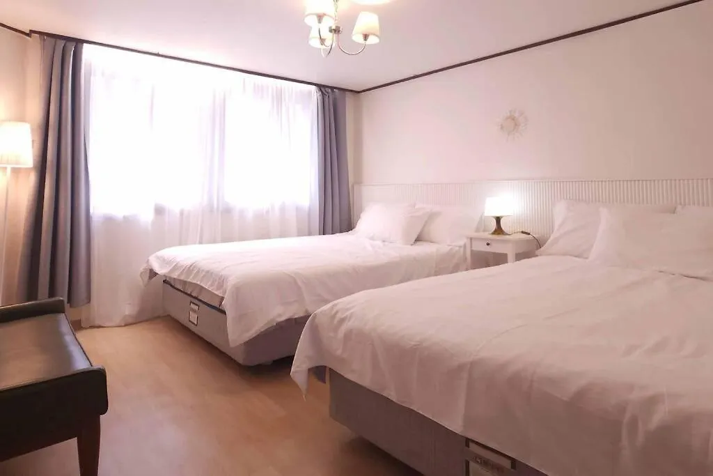 K-5 Hongdae Yeontral Park Apartment Seoul 0*,  South Korea