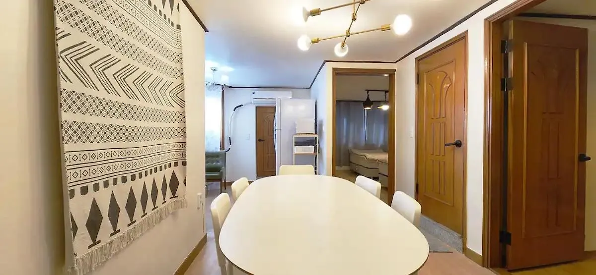 K-5 Hongdae Yeontral Park Apartment Seoul 0*,