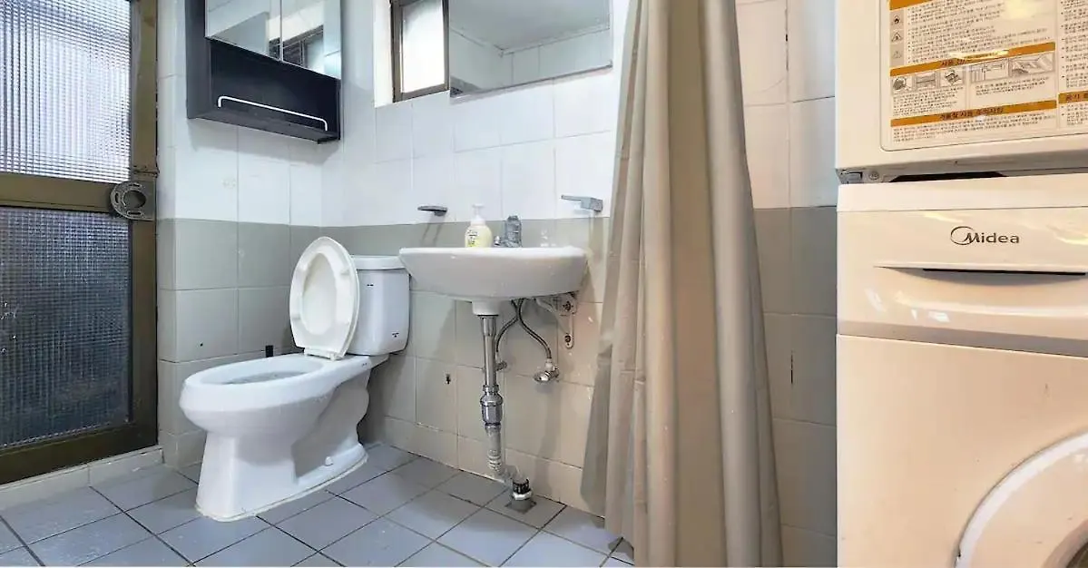 K-5 Hongdae Yeontral Park Apartment Seoul