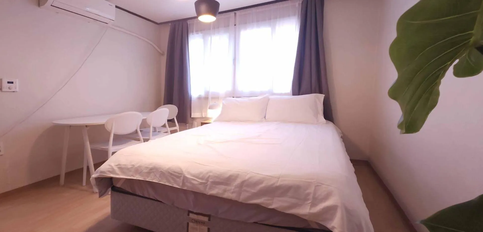 K-5 Hongdae Yeontral Park Apartment Seoul South Korea